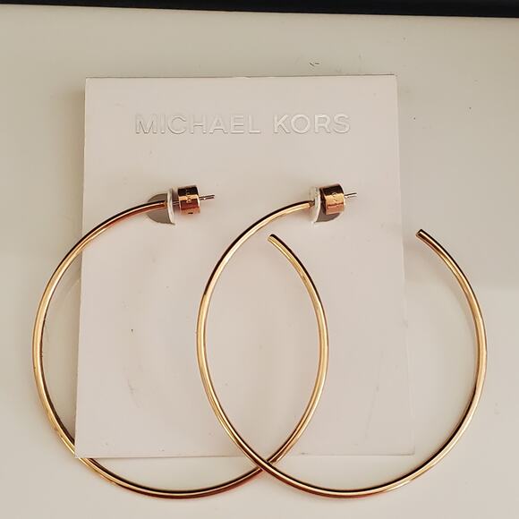 Michael Kors Large Hoop Earrings Lightweight Brass Yellow‎ Gold MKJ163791 NWT - Picture 1 of 7